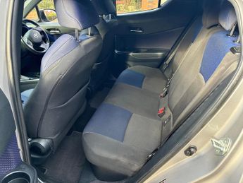 Toyota C-HR 1.8 VVT-h Dynamic CVT Euro 6 (s/s) 5dr