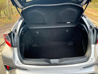 Toyota C-HR 1.8 VVT-h Dynamic CVT Euro 6 (s/s) 5dr