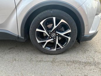 Toyota C-HR 1.8 VVT-h Dynamic CVT Euro 6 (s/s) 5dr