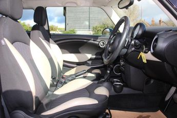 MINI Hatch 1.6 Cooper S Auto Euro 5 3dr