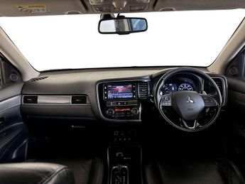 Mitsubishi Outlander 2.0 MIVEC 4 SUV 5dr Petrol CVT 4WD Euro 6 (s/s) (150 ps)