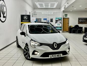 Renault Clio 1.6 E-TECH Techno Auto Euro 6 (s/s) 5dr