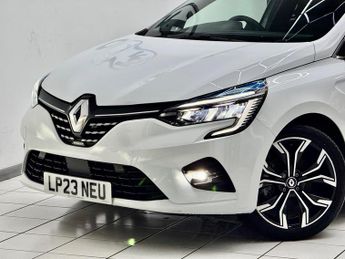 Renault Clio 1.6 E-TECH Techno Auto Euro 6 (s/s) 5dr
