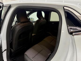 Renault Clio 1.6 E-TECH Techno Auto Euro 6 (s/s) 5dr