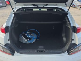 Hyundai Kona 64kWh Premium 5dr Automatic