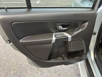 Volvo XC90 2.4 D5 SE Lux Geartronic AWD 5dr