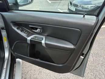 Volvo XC90 2.4 D5 SE Lux Geartronic AWD 5dr