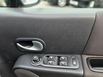 Renault Grand Modus 1.6 VVT Dynamique Auto Euro 5 5dr