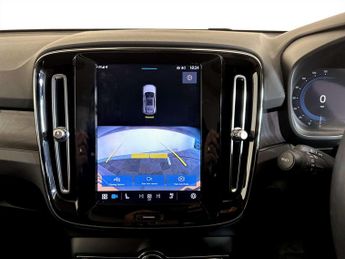 Volvo C40 Recharge 69kWh Core SUV 5dr Electric Auto (231 ps)