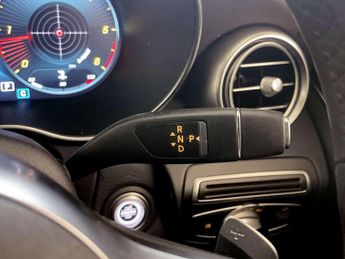 Mercedes-Benz C Class 2.0 C300d AMG Line Edition (Premium) Saloon 4dr Diesel G-Tronic+