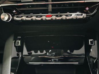 Peugeot E-2008 50kWh GT Auto 5dr