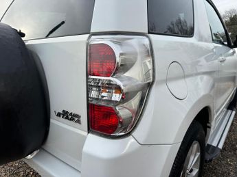 Suzuki Grand Vitara 2.4 VVT SZ4 Auto 4WD Euro 5 3dr