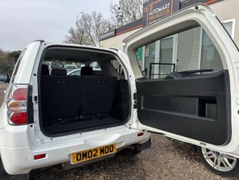 Suzuki Grand Vitara 2.4 VVT SZ4 Auto 4WD Euro 5 3dr
