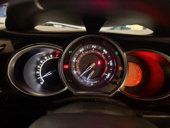 Citroen DS3 1.6 VTi DStyle Plus Euro 5 3dr