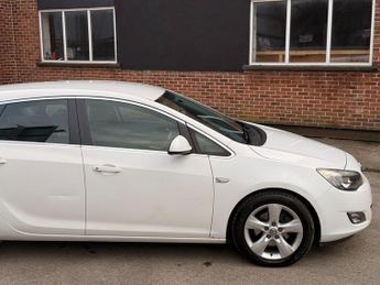 Vauxhall Astra 2.0 CDTi SRi Auto Euro 5 5dr