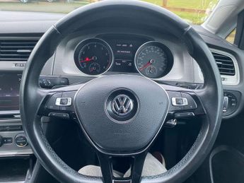 Volkswagen Golf 1.2 TSI BlueMotion Tech S Hatchback 5dr Petrol DSG Euro 5 (s/s) 