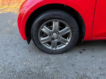 Toyota iQ 1.0 VVT-i 2 Multidrive Euro 5 3dr