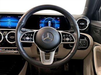 Mercedes-Benz A Class 1.3 A180 Sport Edition (Executive) Hatchback 5dr Petrol 7G-DCT E