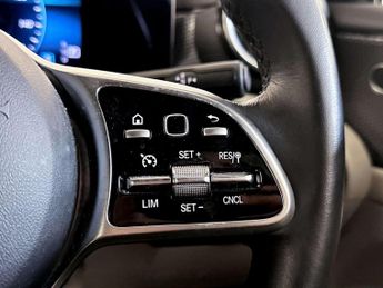 Mercedes-Benz A Class 1.3 A180 Sport Edition (Executive) Hatchback 5dr Petrol 7G-DCT E