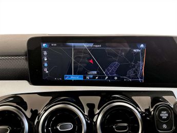 Mercedes-Benz A Class 1.3 A180 Sport Edition (Executive) Hatchback 5dr Petrol 7G-DCT E