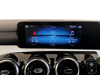 Mercedes-Benz A Class 1.3 A180 Sport Edition (Executive) Hatchback 5dr Petrol 7G-DCT E