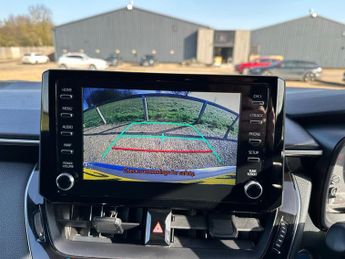 Toyota Corolla 1.8 VVT-h CVT Euro 6 (s/s) 5dr