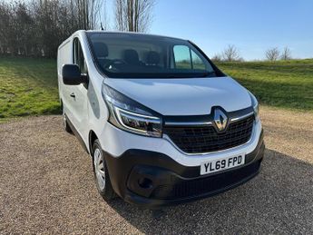 Renault Trafic 2.0 dCi ENERGY 28 Business+ SWB Standard Roof Euro 6 (s/s) 5dr