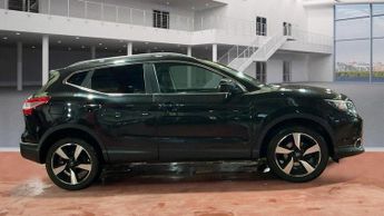 Nissan Qashqai 1.6 dCi N-Connecta XTRON Euro 6 (s/s) 5dr