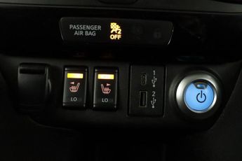 Nissan Leaf 39kWh N-Connecta Auto 5dr