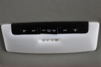 Nissan Leaf 39kWh N-Connecta Auto 5dr