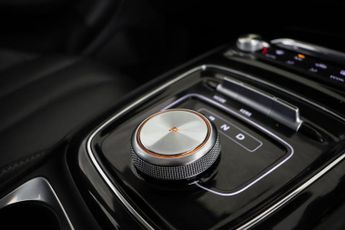 MG MG5 61.1kWh Exclusive Long Range Auto 5dr