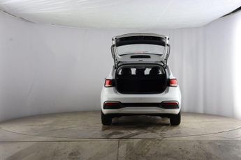 MG MG5 61.1kWh Exclusive Long Range Auto 5dr