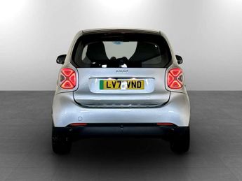 Smart fortwo 17.6kWh BRABUS Line Coupe 2dr Electric Auto (22kW Charger) (82 p