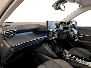 Peugeot E-2008 50kWh Allure Premium SUV 5dr Electric Auto (136 ps)