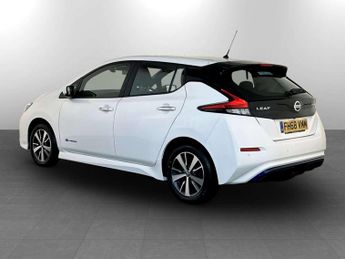 Nissan Leaf 40kWh Acenta Hatchback 5dr Electric Auto (150 ps)
