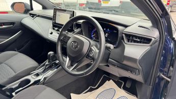 Toyota Corolla 1.8 VVT-h Icon Touring Sports CVT Euro 6 (s/s) 5dr