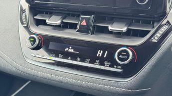 Toyota Corolla 1.8 VVT-h Icon Touring Sports CVT Euro 6 (s/s) 5dr