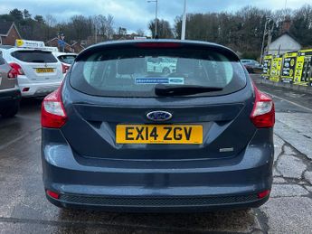 Ford Focus 1.0T EcoBoost Zetec Navigator Euro 5 (s/s) 5dr