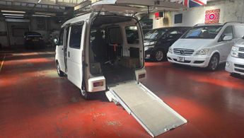 Daihatsu Hijet 650cc 4wd auto Mobility ramp ulez free