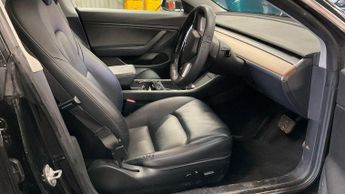 Tesla Model 3 Standard Range Plus Auto RWD 4dr
