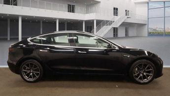Tesla Model 3 Standard Range Plus Auto RWD 4dr