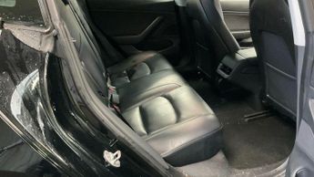 Tesla Model 3 Standard Range Plus Auto RWD 4dr