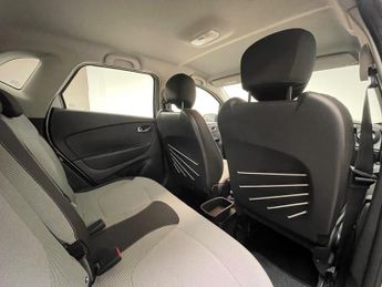 Renault Captur 1.2 TCe ENERGY Dynamique Nav Auto Euro 6 (s/s) 5dr