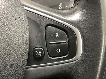 Renault Captur 1.2 TCe ENERGY Dynamique Nav Auto Euro 6 (s/s) 5dr