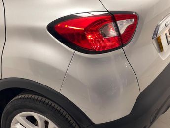 Renault Captur 1.2 TCe ENERGY Dynamique Nav Auto Euro 6 (s/s) 5dr