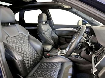 Audi Q5 2.0 TFSIe 55 Competition SUV 5dr Petrol Plug-in Hybrid S Tronic 