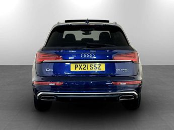 Audi Q5 2.0 TFSIe 55 Competition SUV 5dr Petrol Plug-in Hybrid S Tronic 