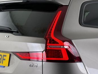 Volvo V60 2.0 B4 MHEV R-Design Auto Euro 6 (s/s) 5dr