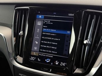 Volvo V60 2.0 B4 MHEV R-Design Auto Euro 6 (s/s) 5dr