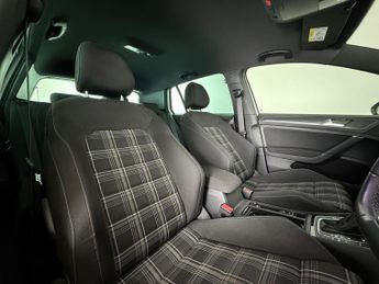 Volkswagen Golf 2.0 TDI GTD DSG Euro 6 (s/s) 5dr